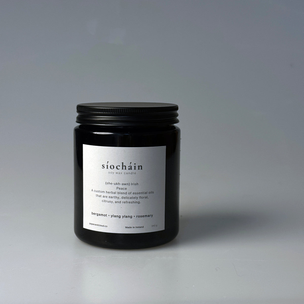 Síocháin | Violet Glass Candle