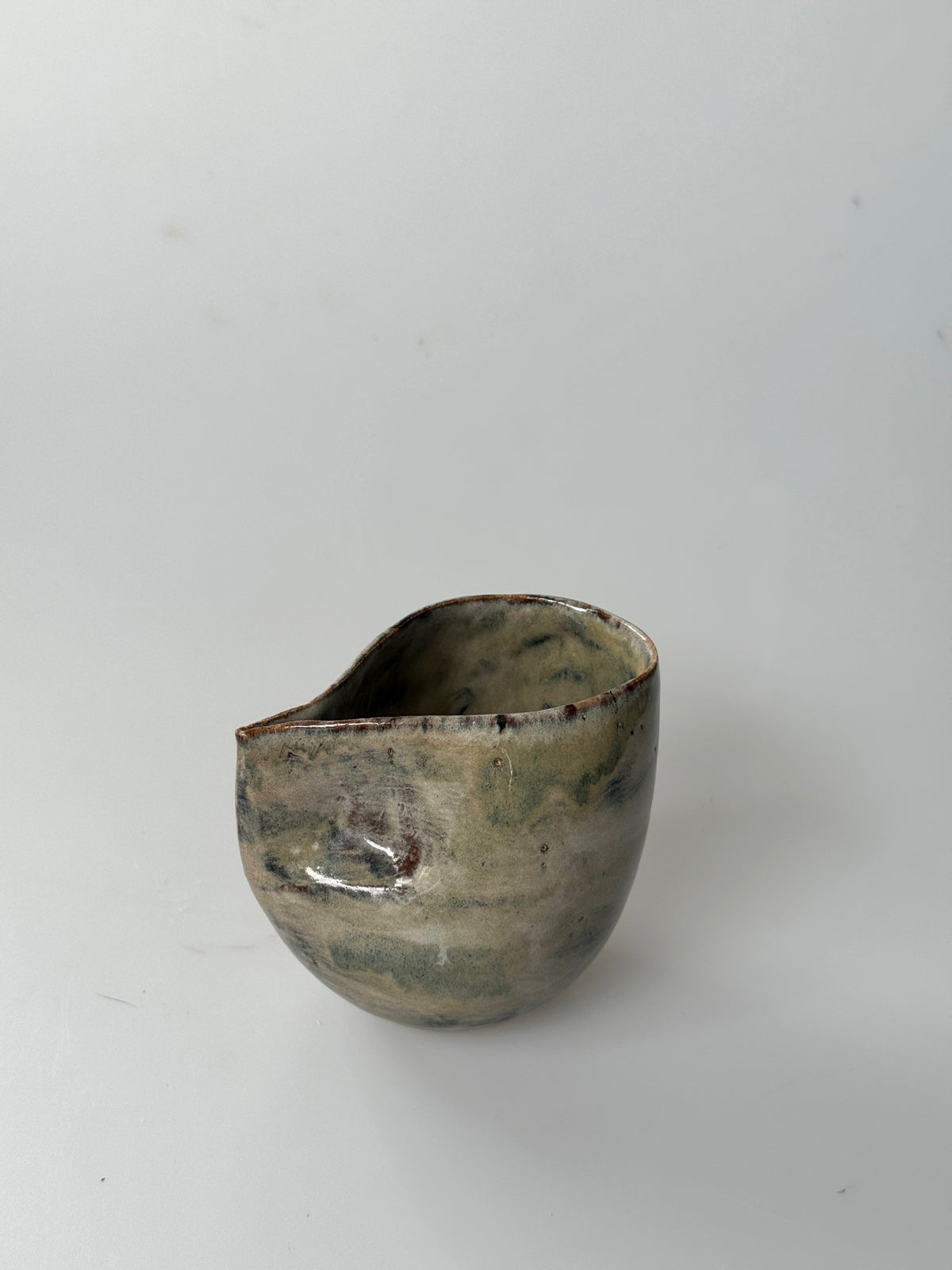 stoneware pouring vessel 01