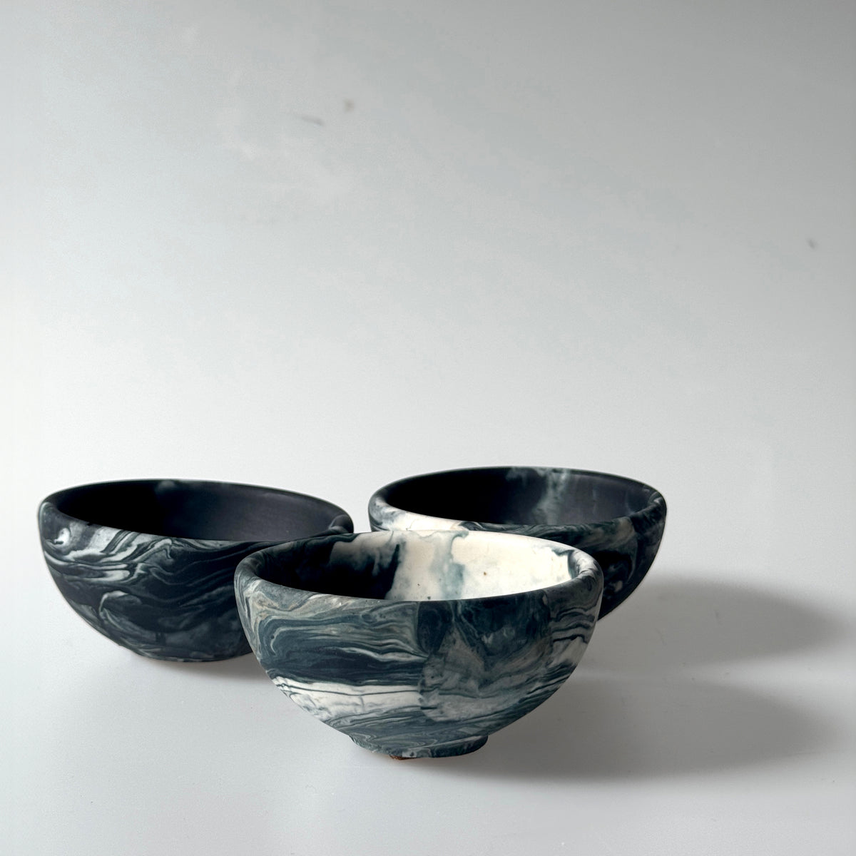 Marbled Pinch Bowls